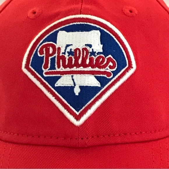 New Era / PINK / Victoria's Secret / Philadelphia Phillies SnapBack Women's Cap - Picture 3 of 16